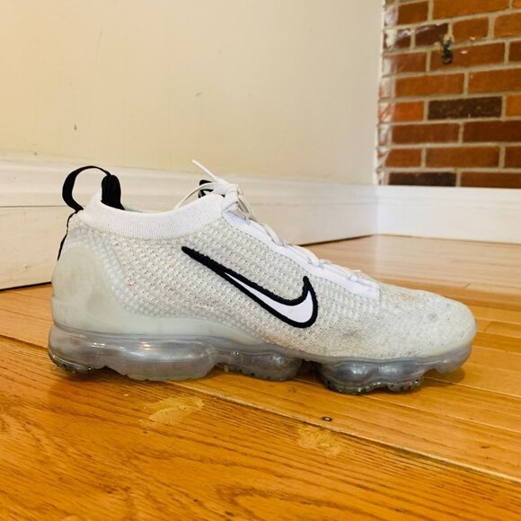 Nike Air Vapormax FK 2021 White and Black DH4084-100 Size 10.5 - Picture 3 of 15